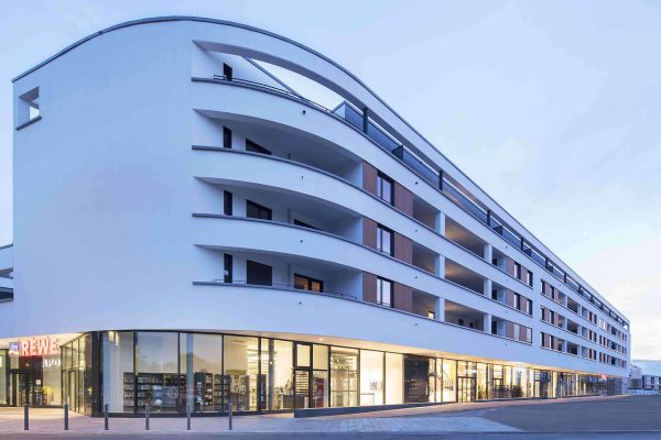 csm_wohn-geschaeftshaus-offenbach-ausschnitt-2-fassadenbau-uhl-stahlbau-metallbau-wuerzburg_251c6a3791